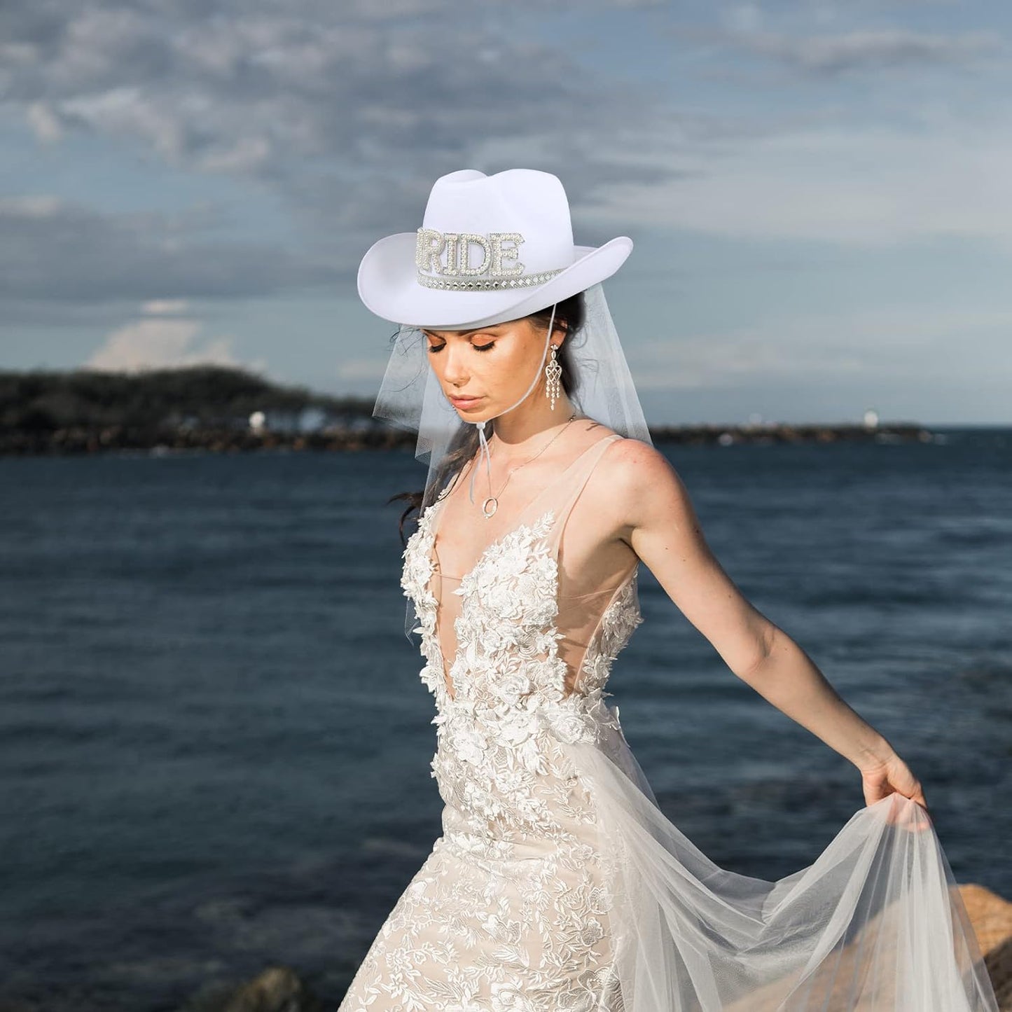 'BRIDE' Cowboy Hat and Veil